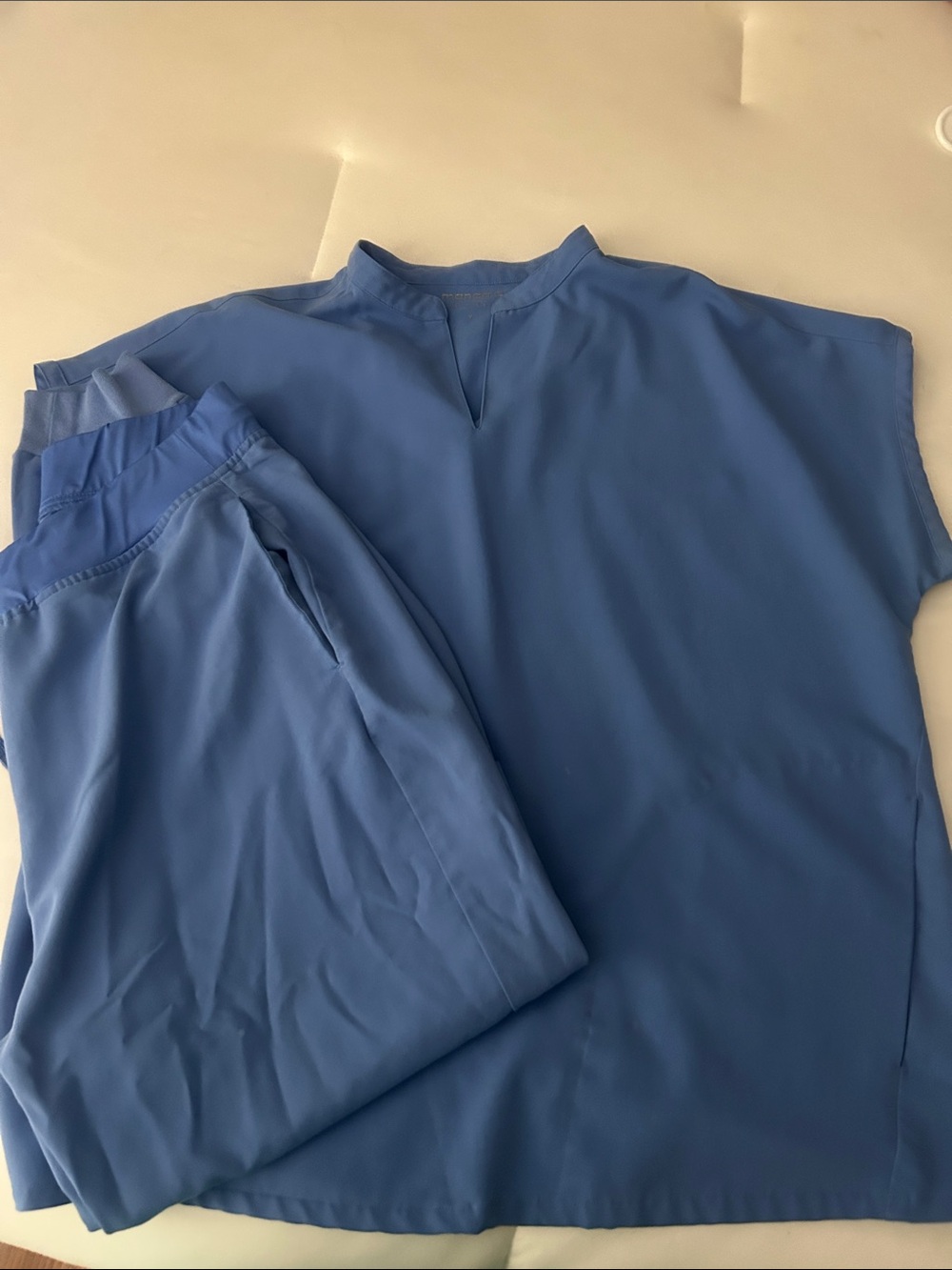 Mandala Women's Scrub set- see description
